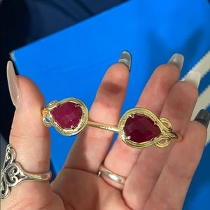 Kendra Scott bracelet